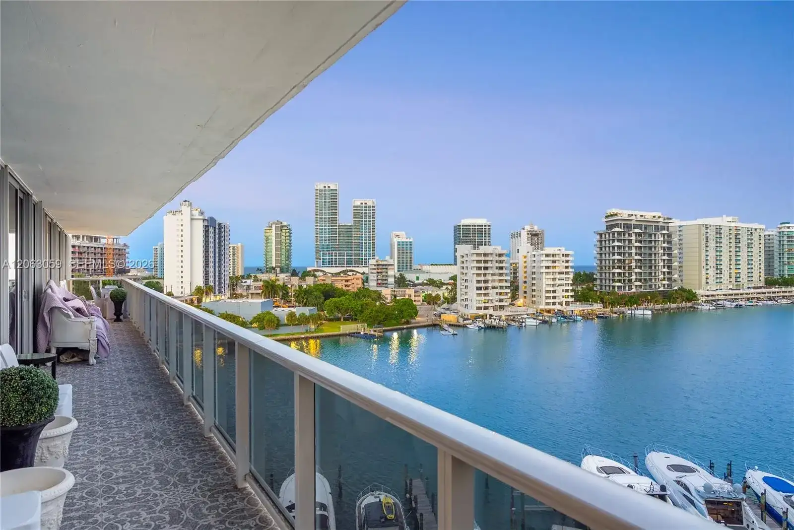900 Bay Dr, Miami Beach FL 33141 photo 5