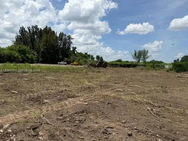 13105 SW 199th Ave, Miami FL 33177 photo 2