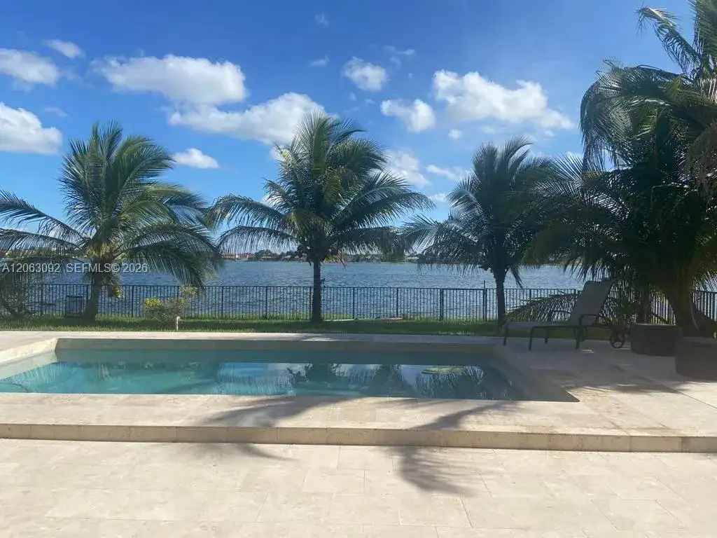 18794 SW 17th Ct, Miramar FL 33029 photo 3