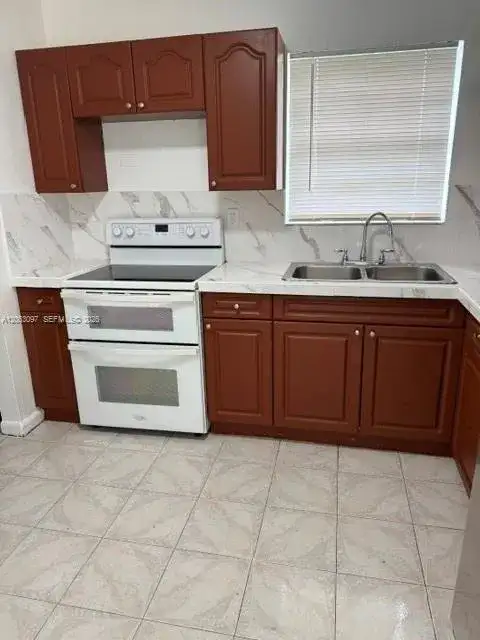 27902 SW 129th Ct, Homestead FL 33032 photo 4