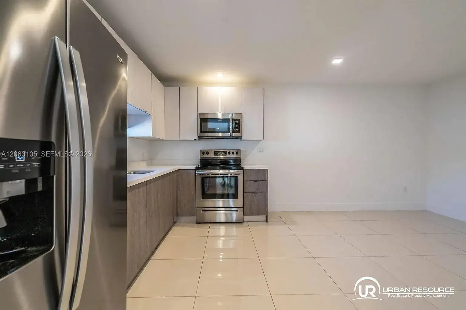 1971 Bay Dr # 124, Miami Beach FL 33141 photo 4