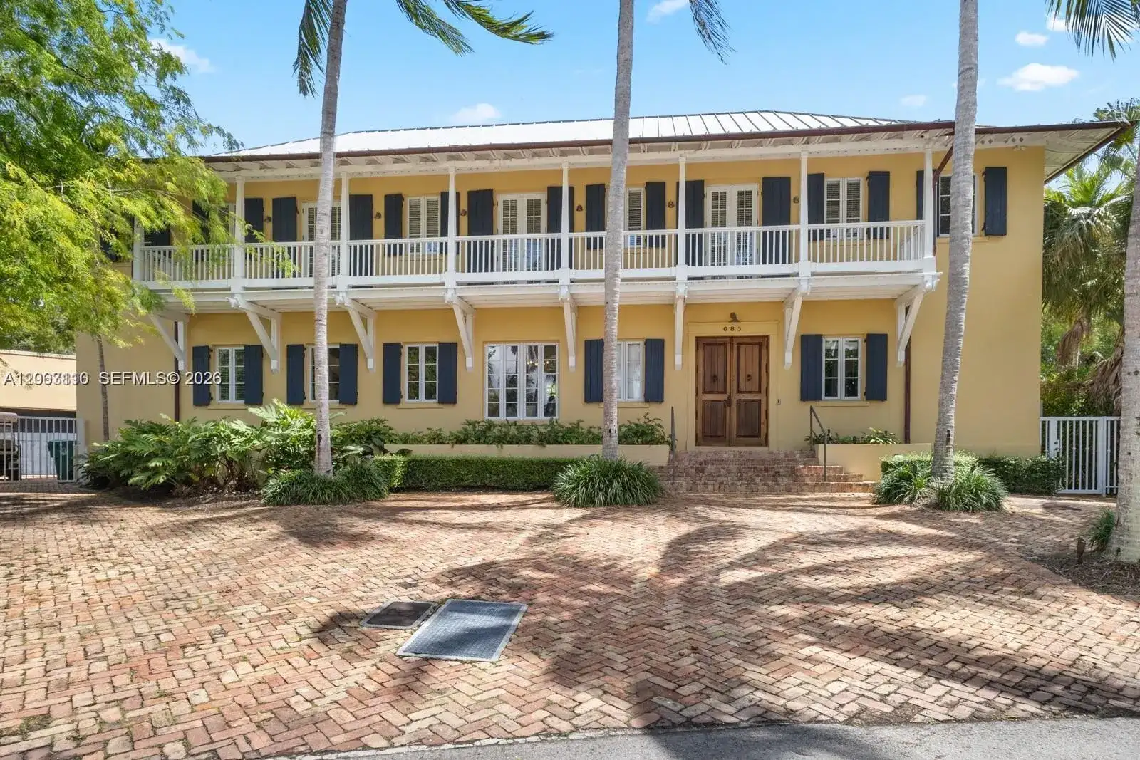 685 Harbor Ln, Key Biscayne FL 33149 photo 2