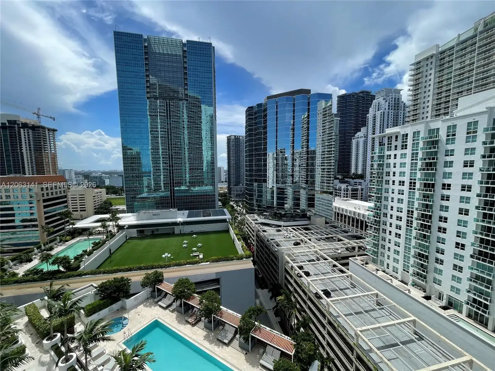 1300 Brickell Bay Dr # 2010, Miami FL 33131 photo 2
