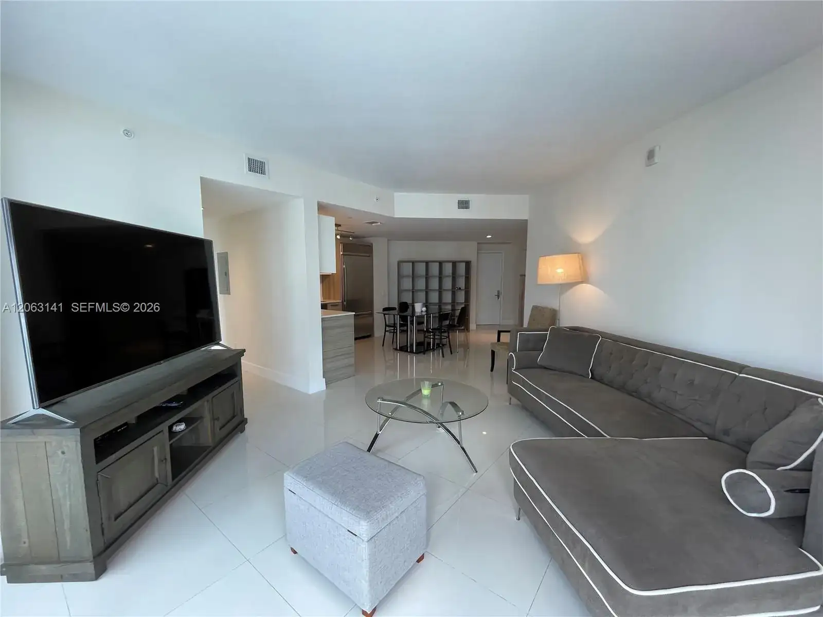 1300 Brickell Bay Dr # 2010, Miami FL 33131 photo 4