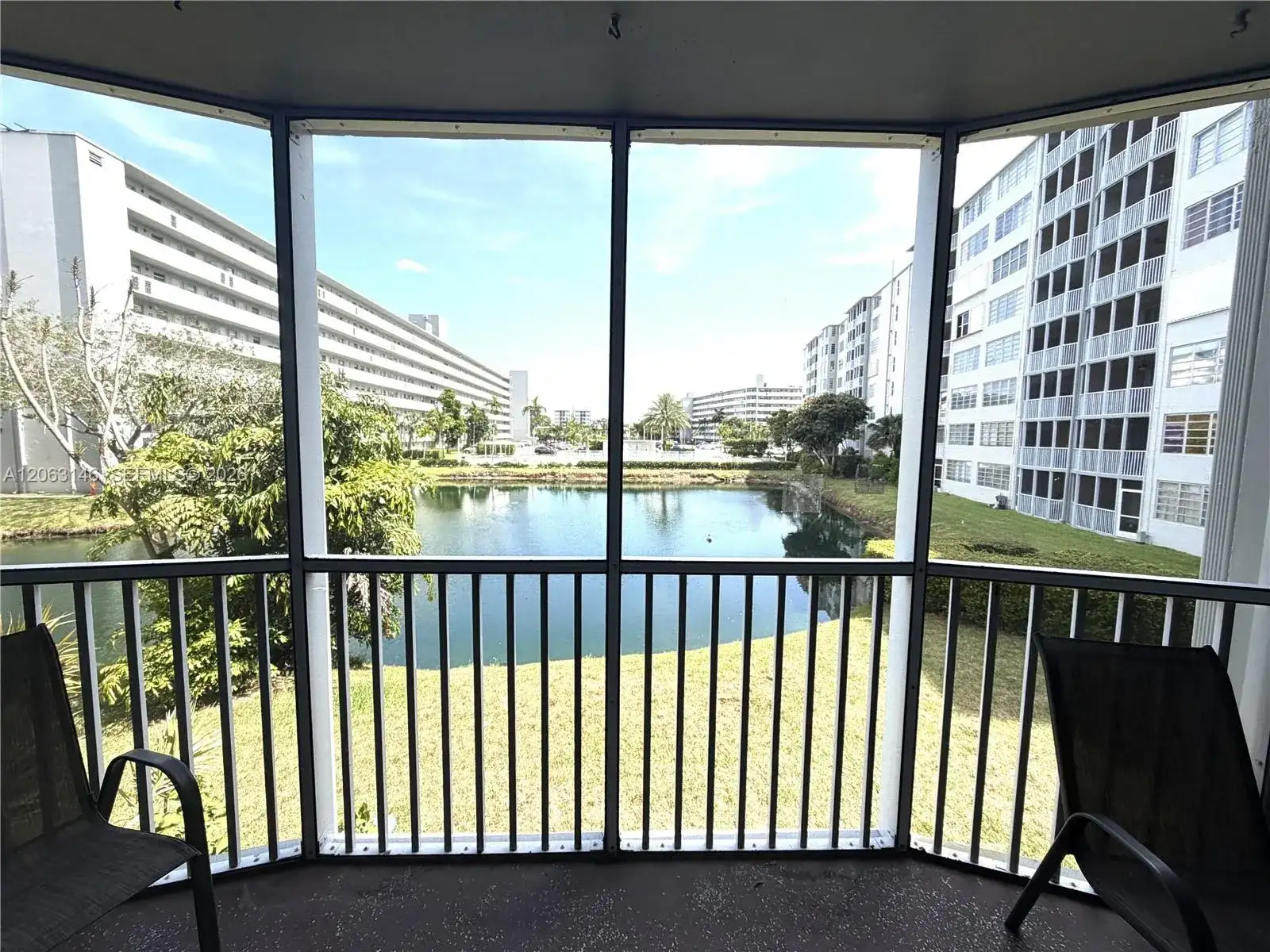 1770 NE 191st St # 1, Miami FL 33179 photo 2