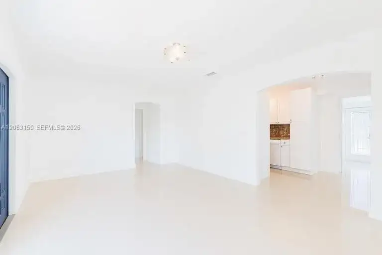4064 NW 4th Ter, Miami FL 33126 photo 5