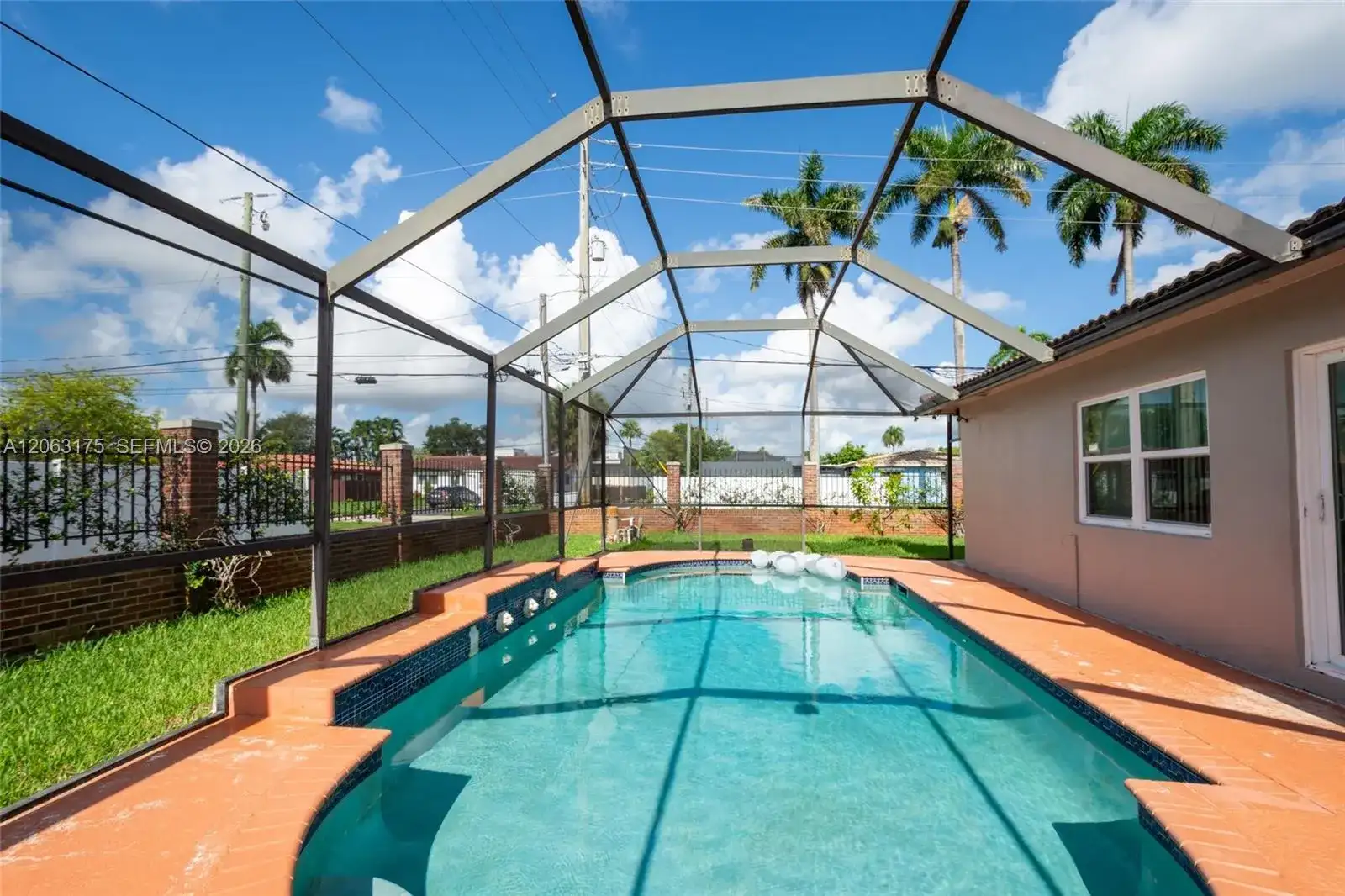 3134 Pierce St, Hollywood FL 33021 photo 3