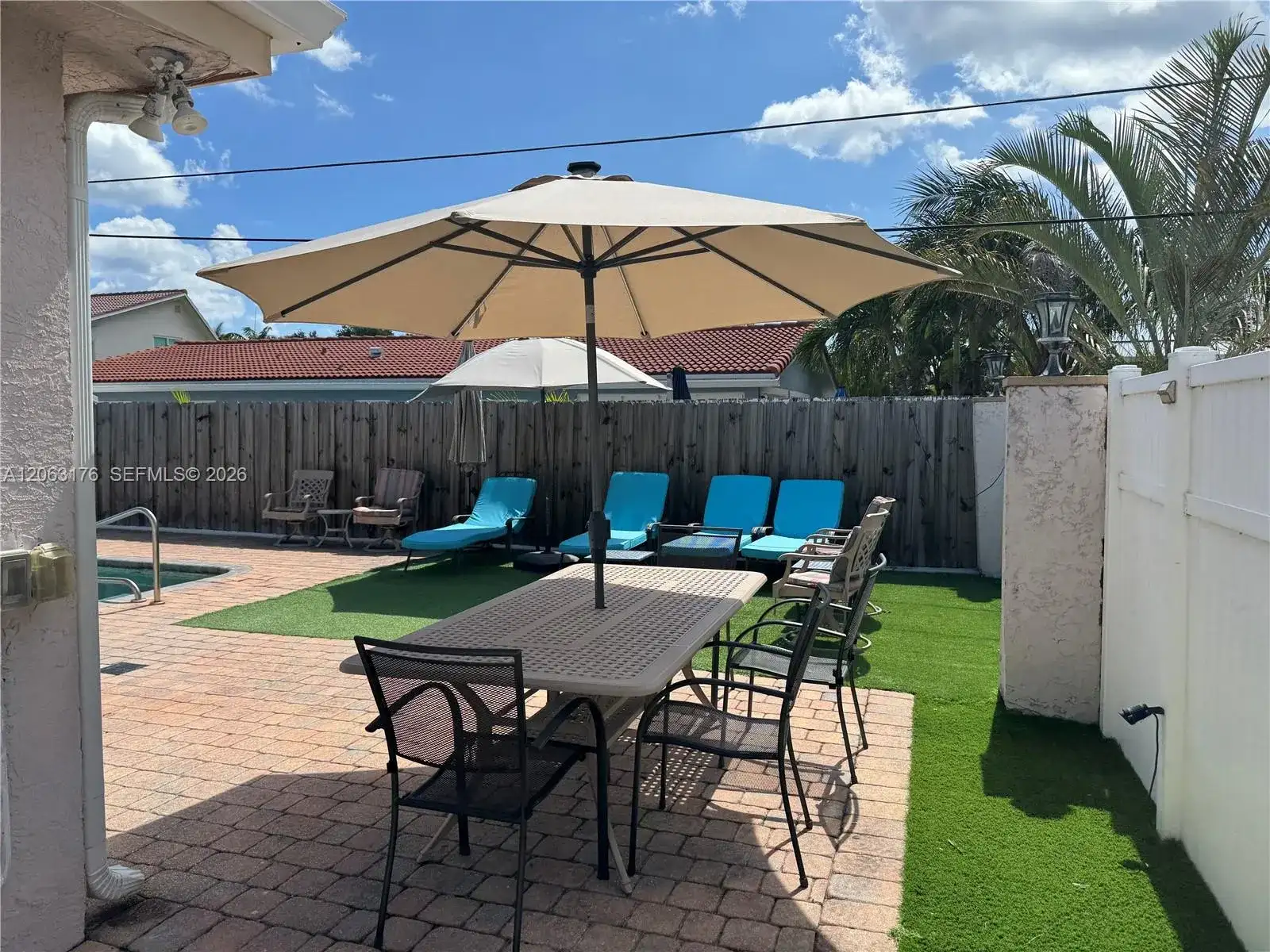 1660 NE 25th Ave, Pompano Beach FL 33062 photo 3