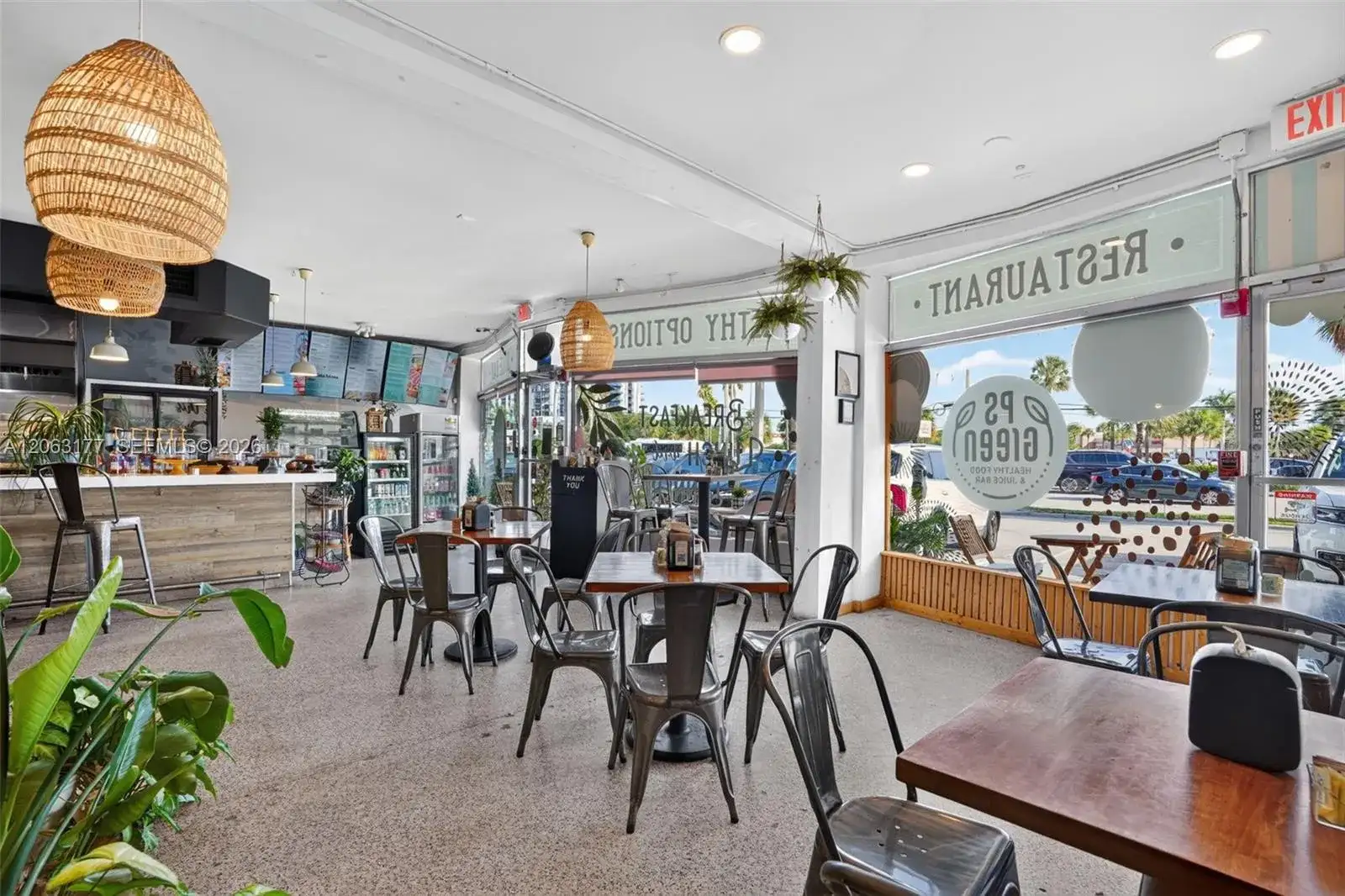 Profitable Restaurant in East Fort Lauderdale, Fort Lauderdale FL 33306 photo 4