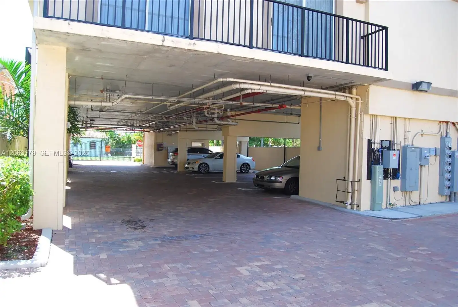 909 SW 15 AV # 4, Miami FL 33135 photo 2