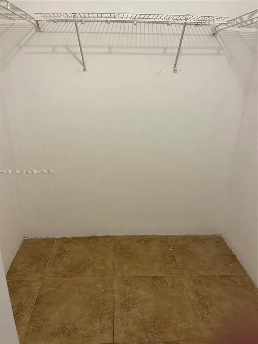 9491 S Palm Cir S # 203, Pembroke Pines FL 33025 photo 3