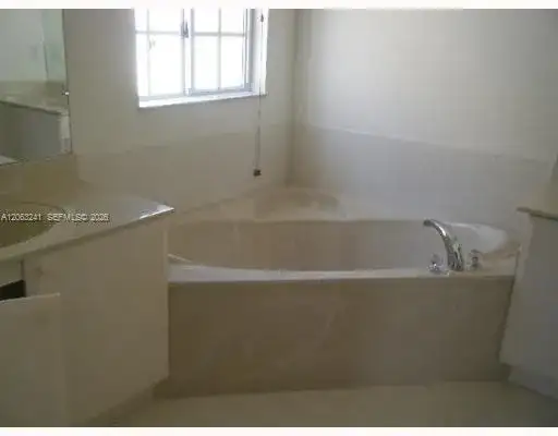 17615 SW 135th Ave, Miami FL 33177 photo 3