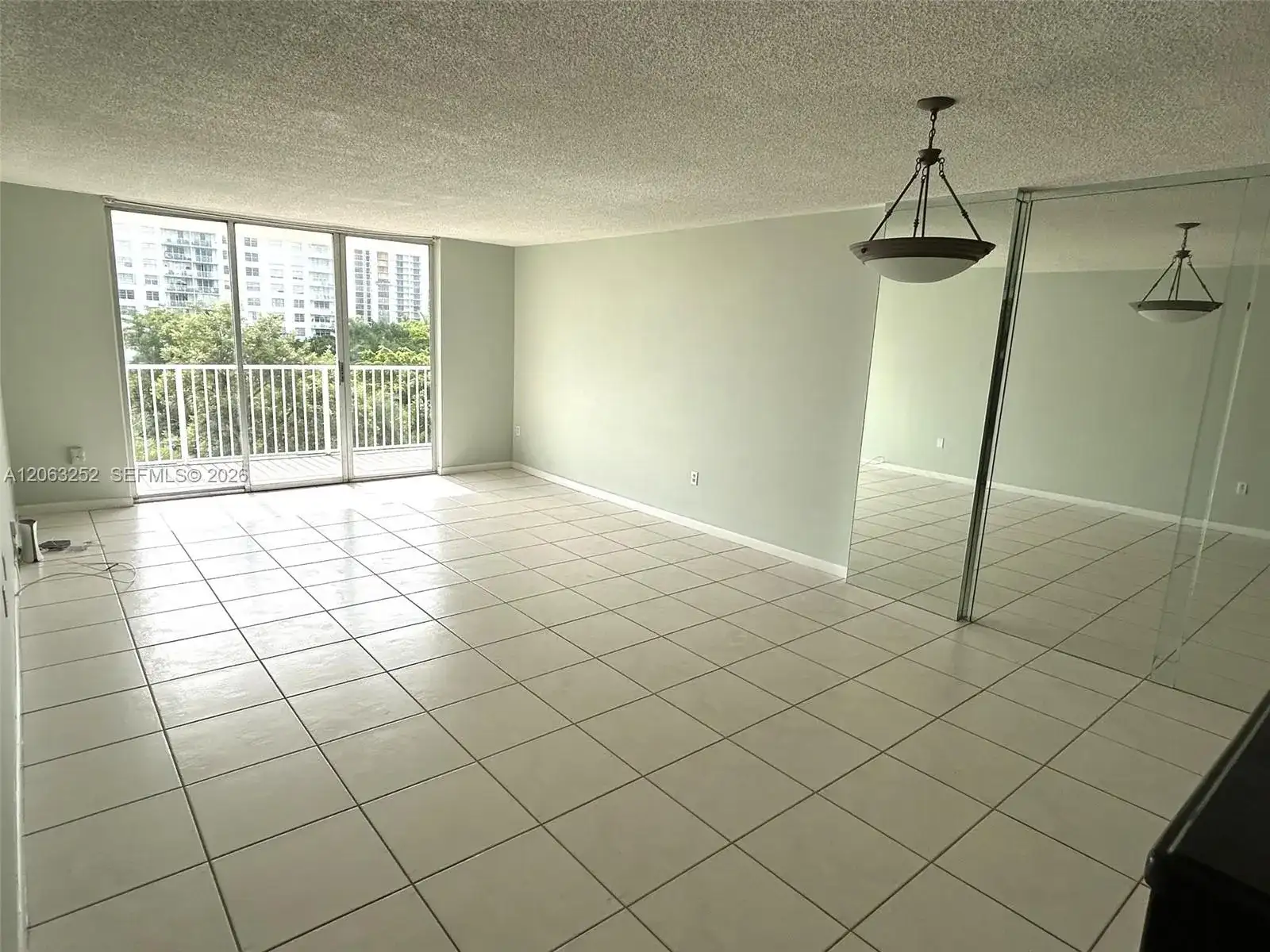 2801 NE 183rd St # 508W, Aventura FL 33160 photo 4