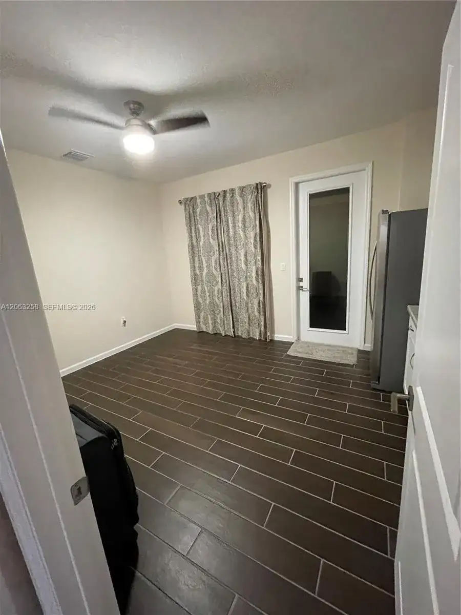 27928 SW 133rd Ave # B, Homestead FL 33032 photo 3