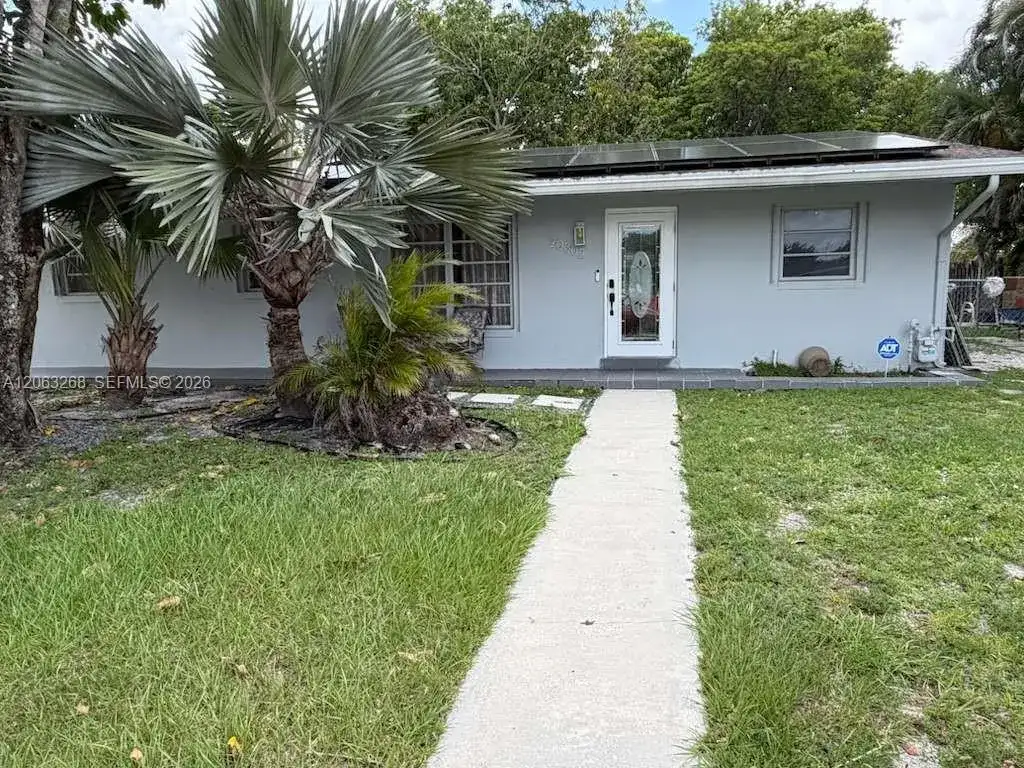 20302 NW 39th Ct, Miami Gardens FL 33055 photo 2