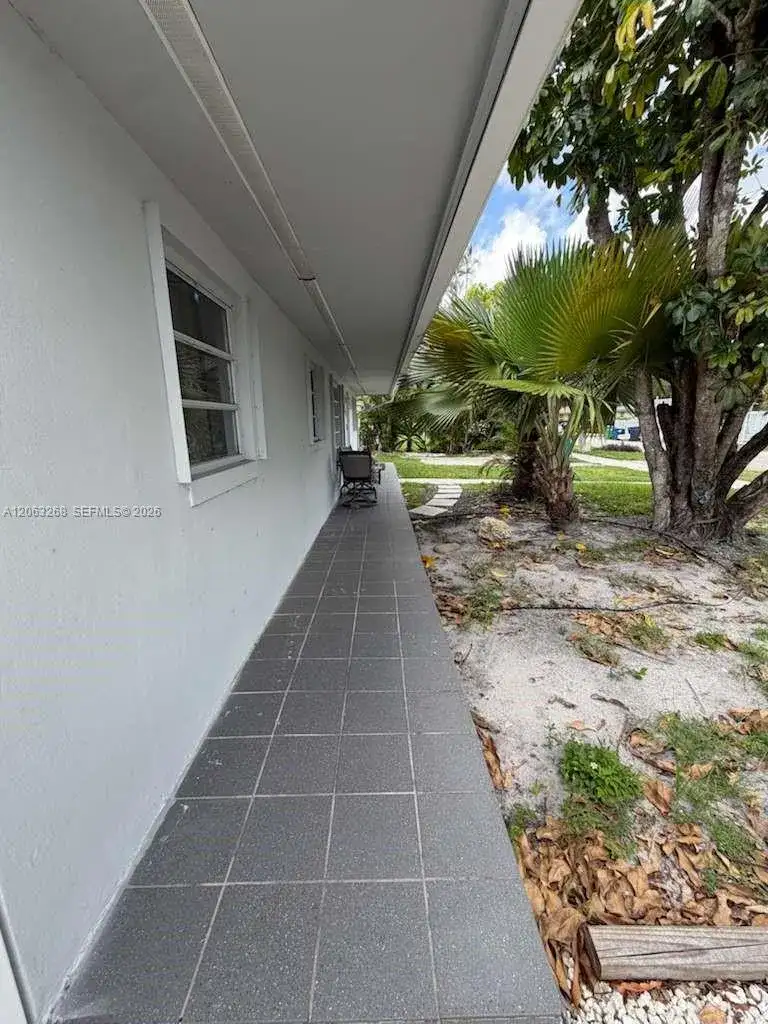 20302 NW 39th Ct, Miami Gardens FL 33055 photo 4