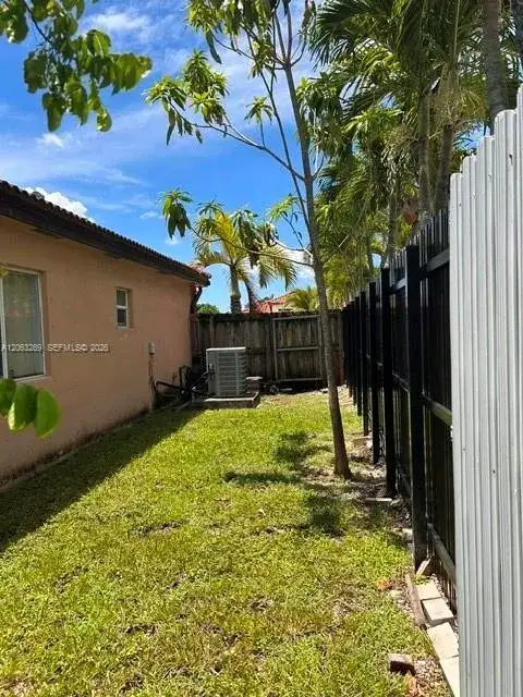 13273 SW 252nd Ln, Homestead FL 33032 photo 2
