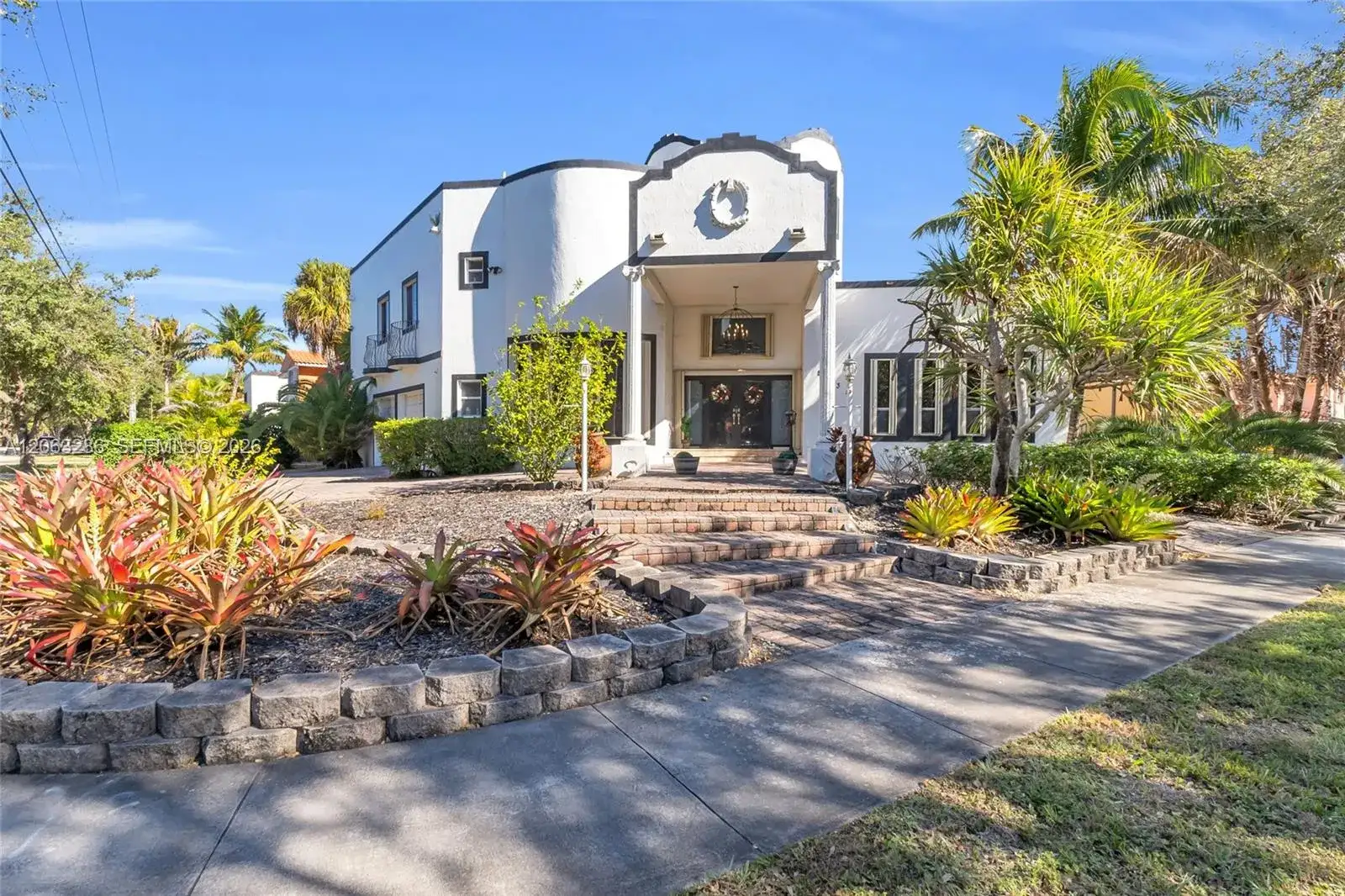 8135 NW 164th Ter # 8135, Miami Lakes FL 33016 photo 4