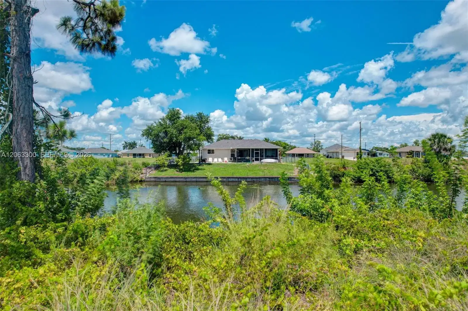 2625 NE 5th, Cape Coral FL 33909 photo 5