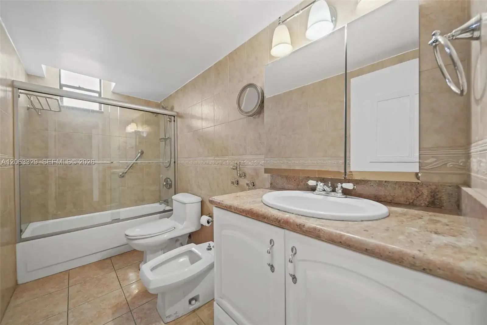 2500 Parkview Dr # 812, Hallandale Beach FL 33009 photo 3
