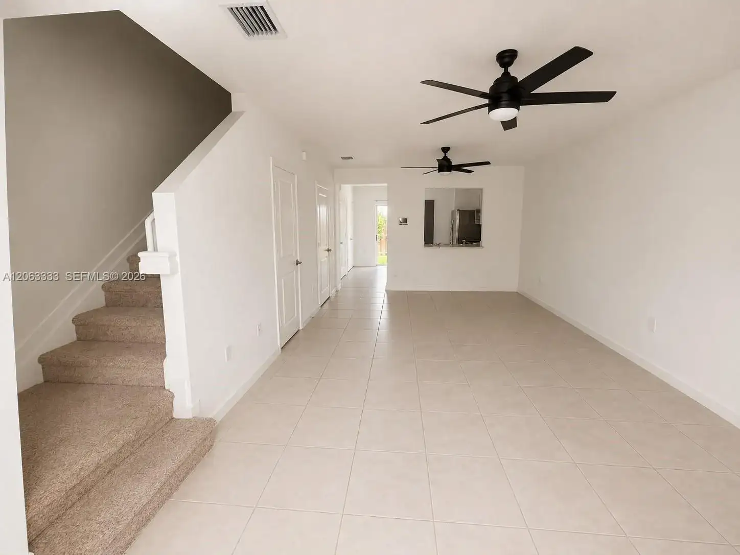 460 NE 4th Ln, Florida City FL 33034 photo 2