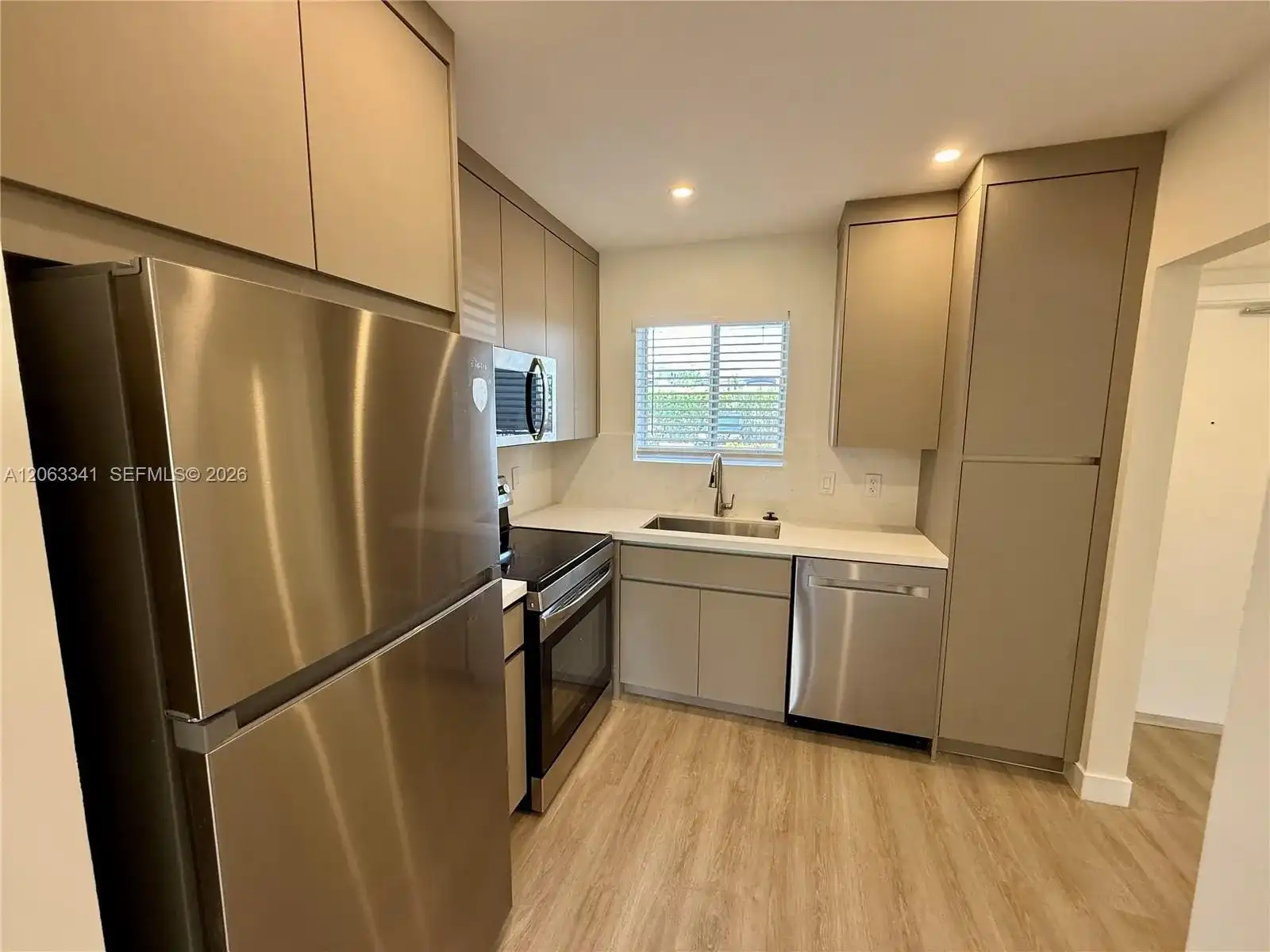 400 S Waterway Dr S # 108, Lantana FL 33462