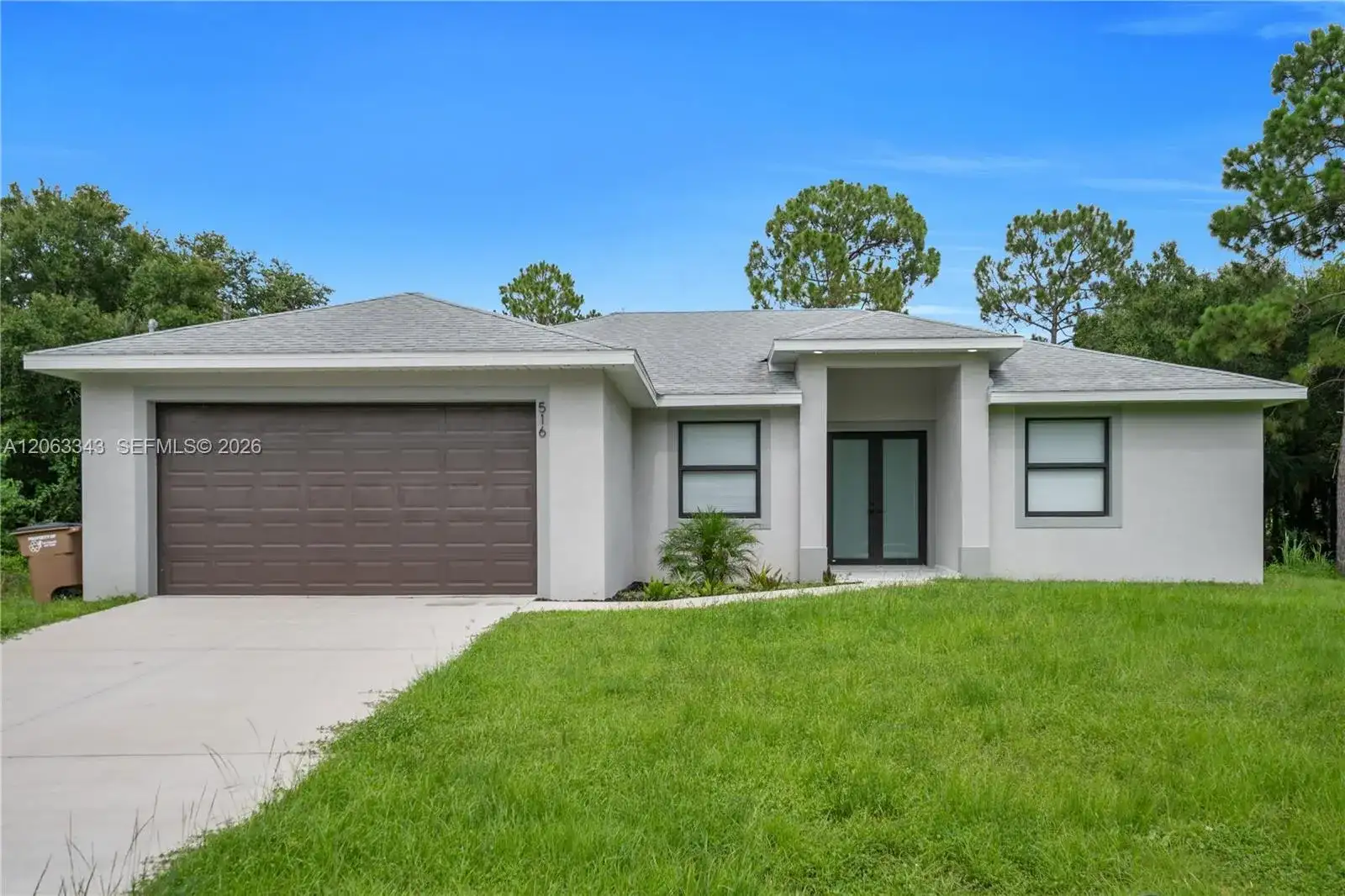 516 DAYTON AVE, Lehigh Acres FL 33972 photo 3