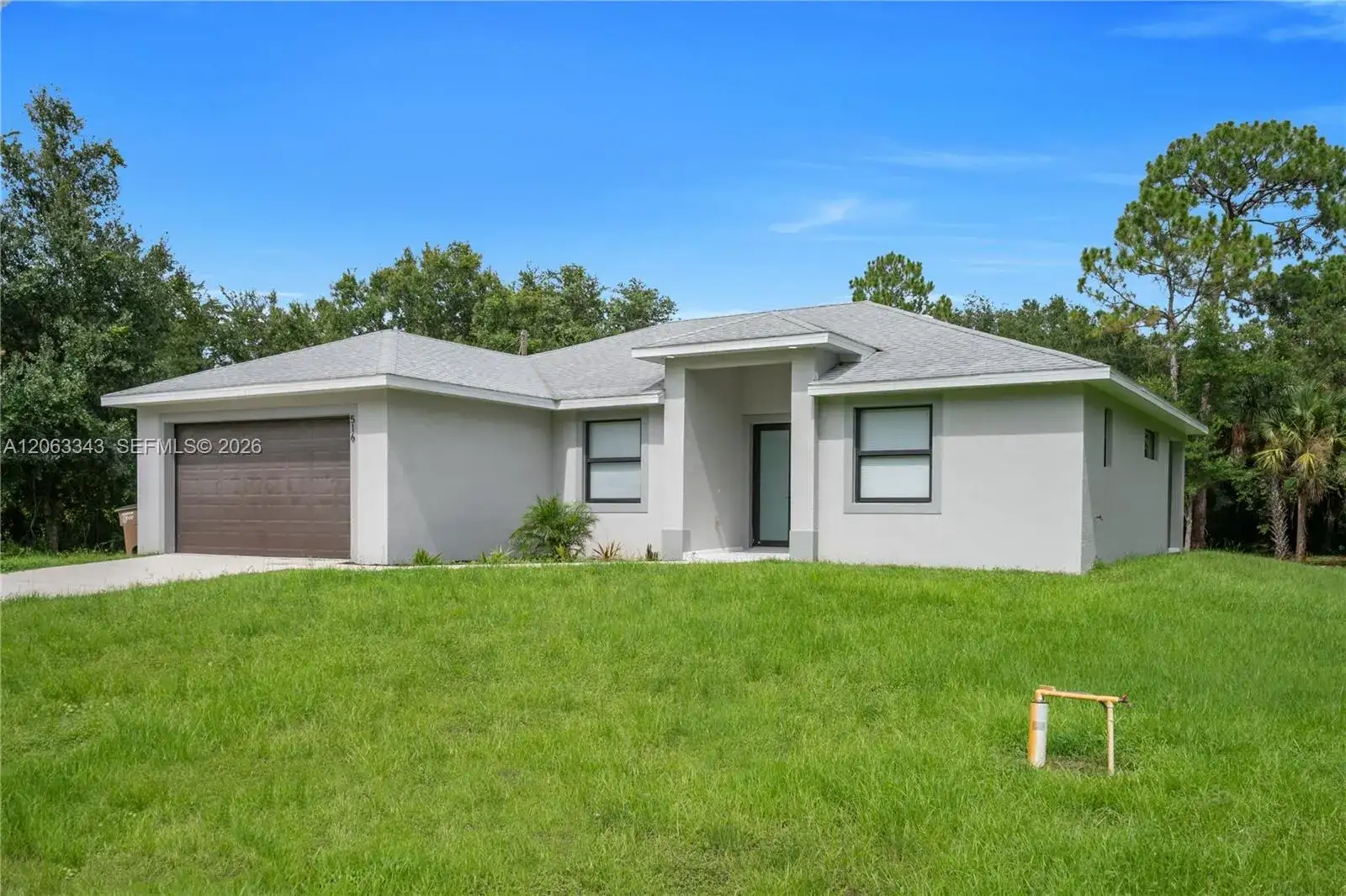 516 DAYTON AVE, Lehigh Acres FL 33972 photo 5