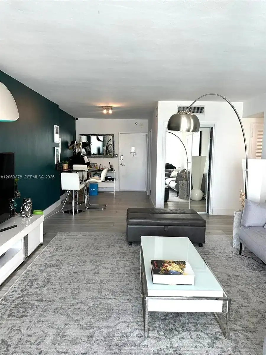 1000 West Ave, Miami Beach FL 33139 photo 4