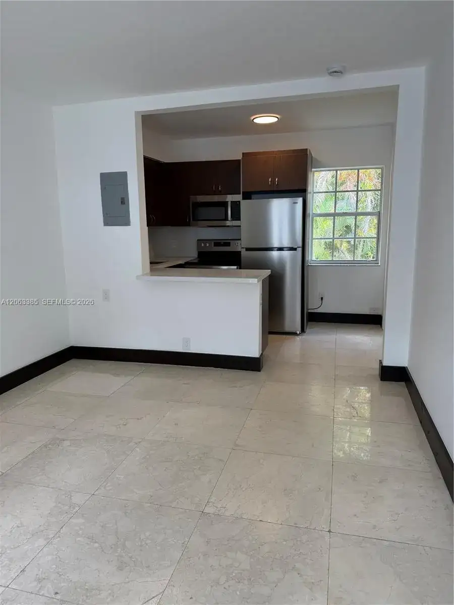 551 NE 62nd St # 14, Miami FL 33138 photo 3