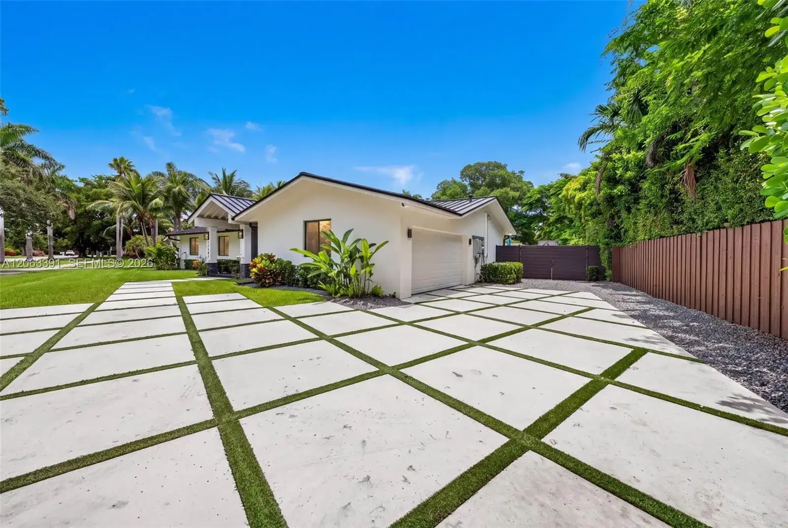 17701 SW 87th Ave, Palmetto Bay FL 33157 photo 3