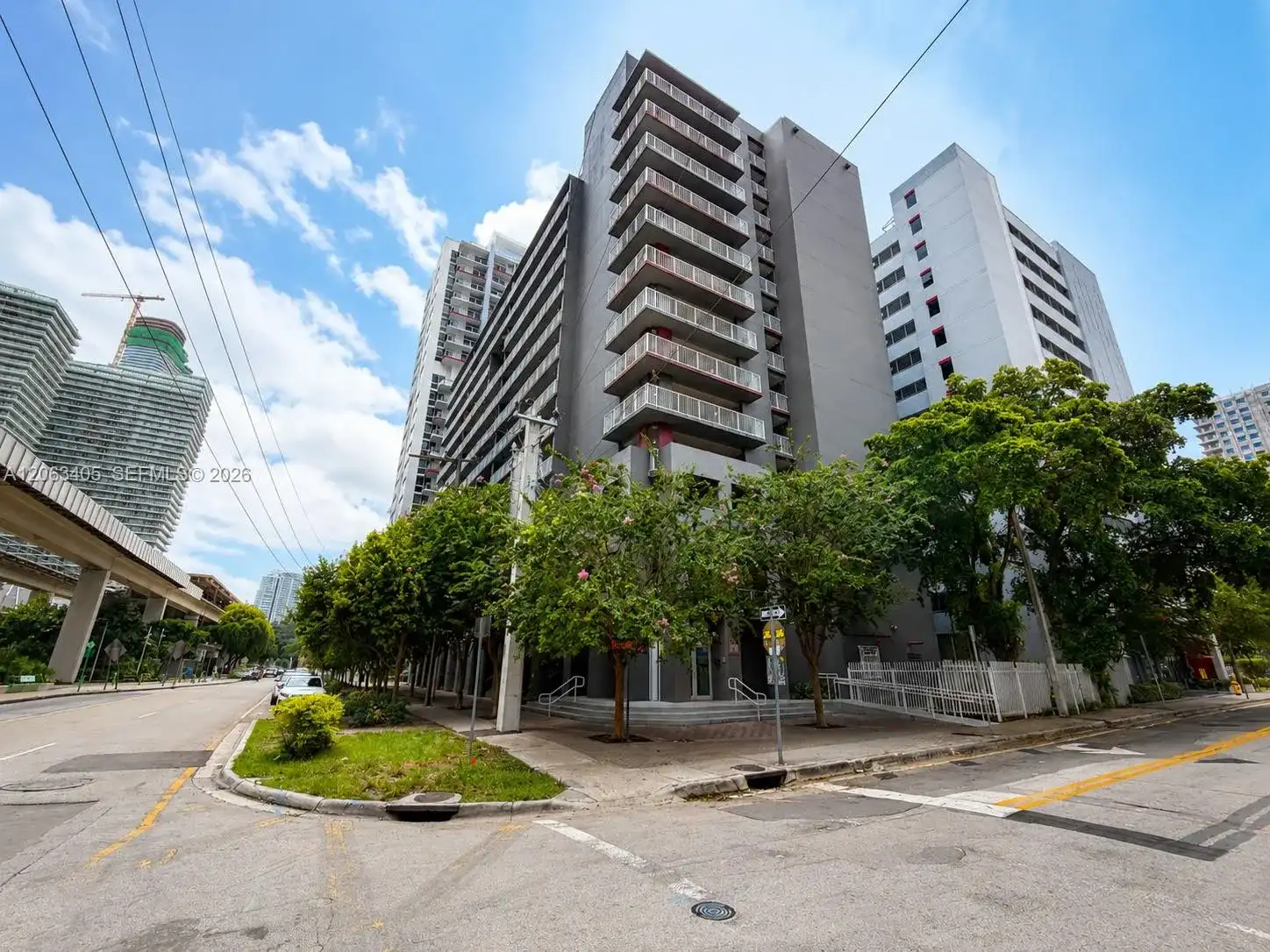104 SW 9th St # 1403, Miami FL 33130