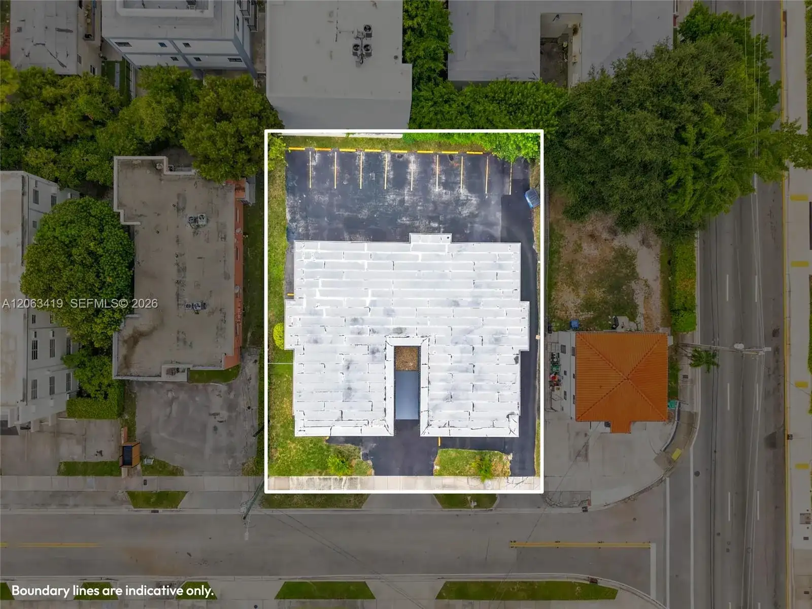 635 SW 7th Ct APT 4, Miami FL 33130 photo 2