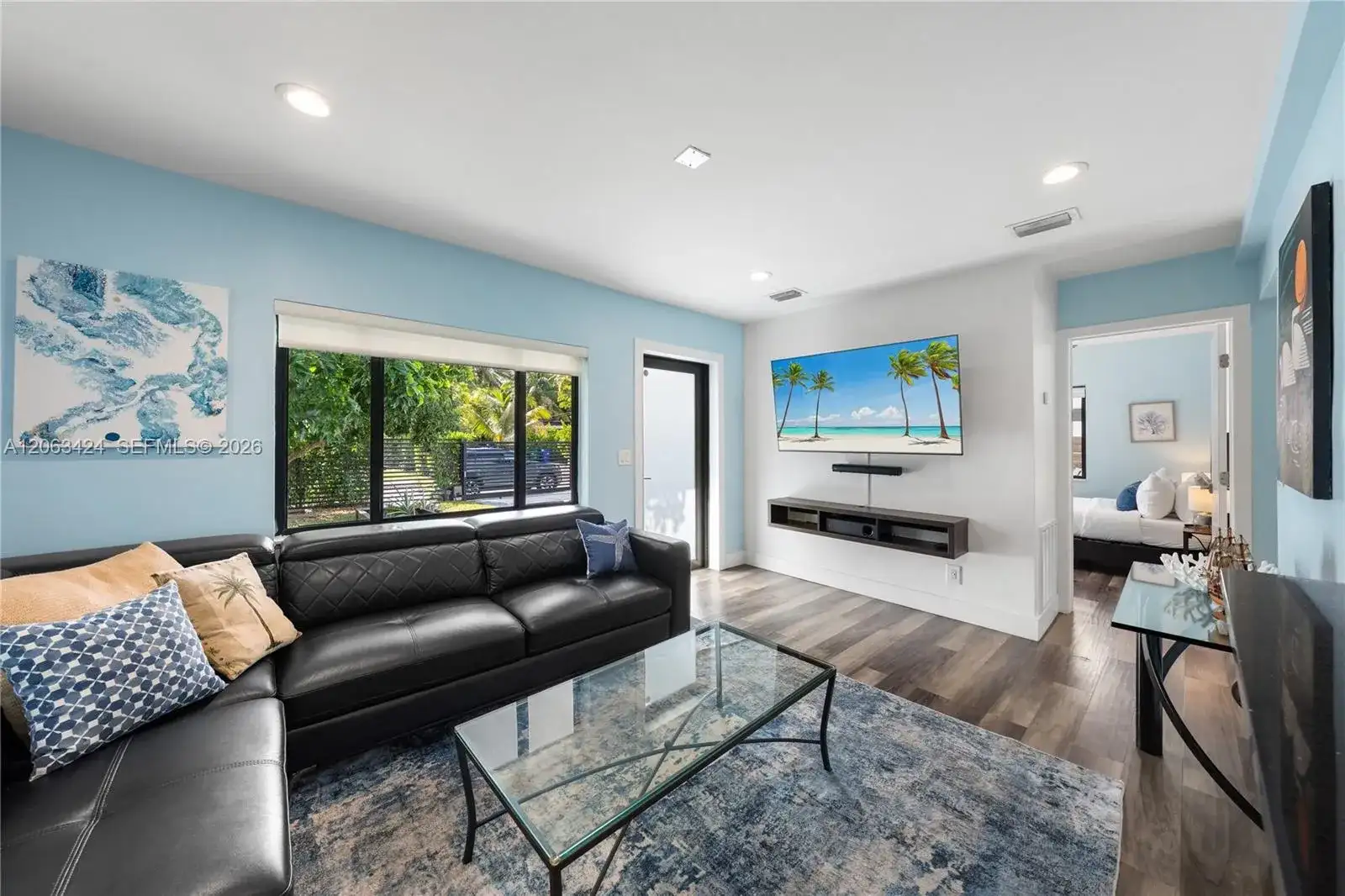 3134 Carter St, Miami FL 33133 photo 3