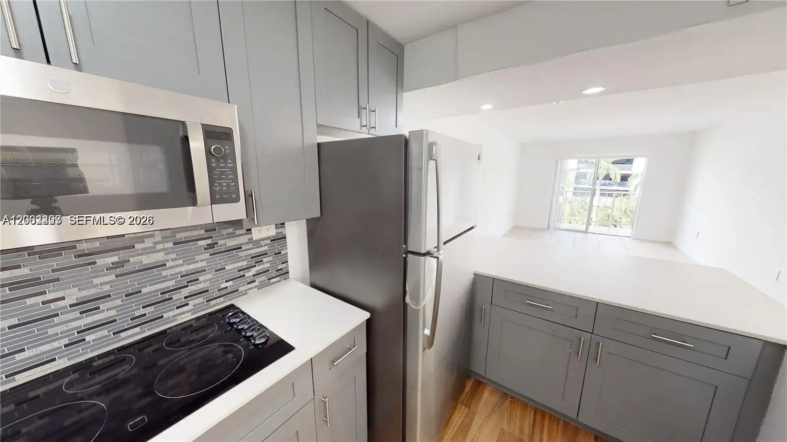 453 SW 2nd St # 301C, Miami FL 33130 photo 3
