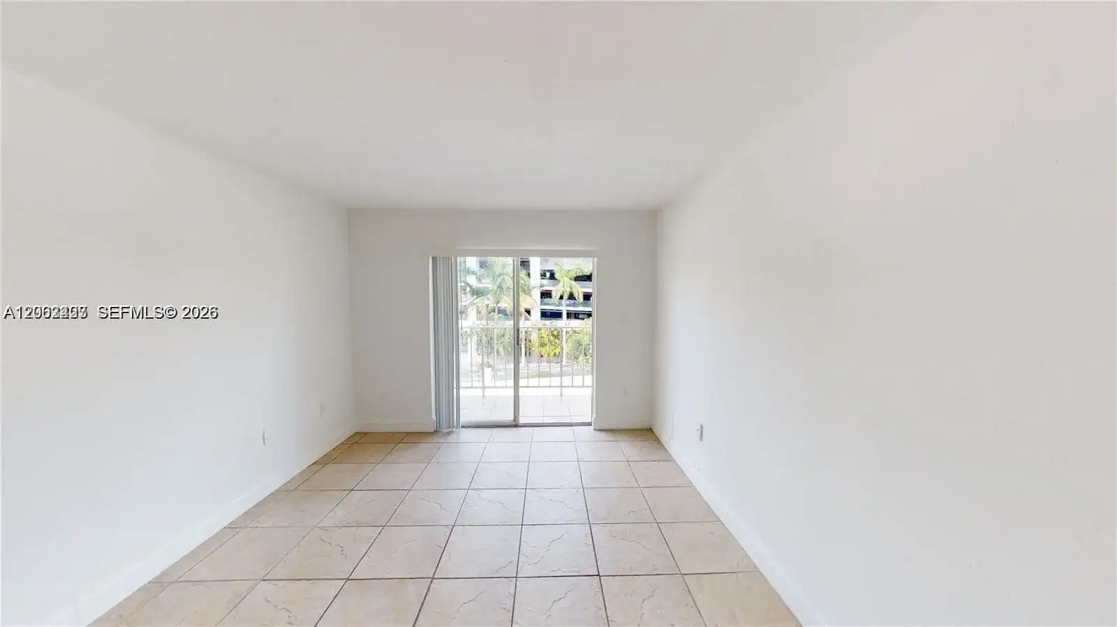 453 SW 2nd St # 301C, Miami FL 33130 photo 5