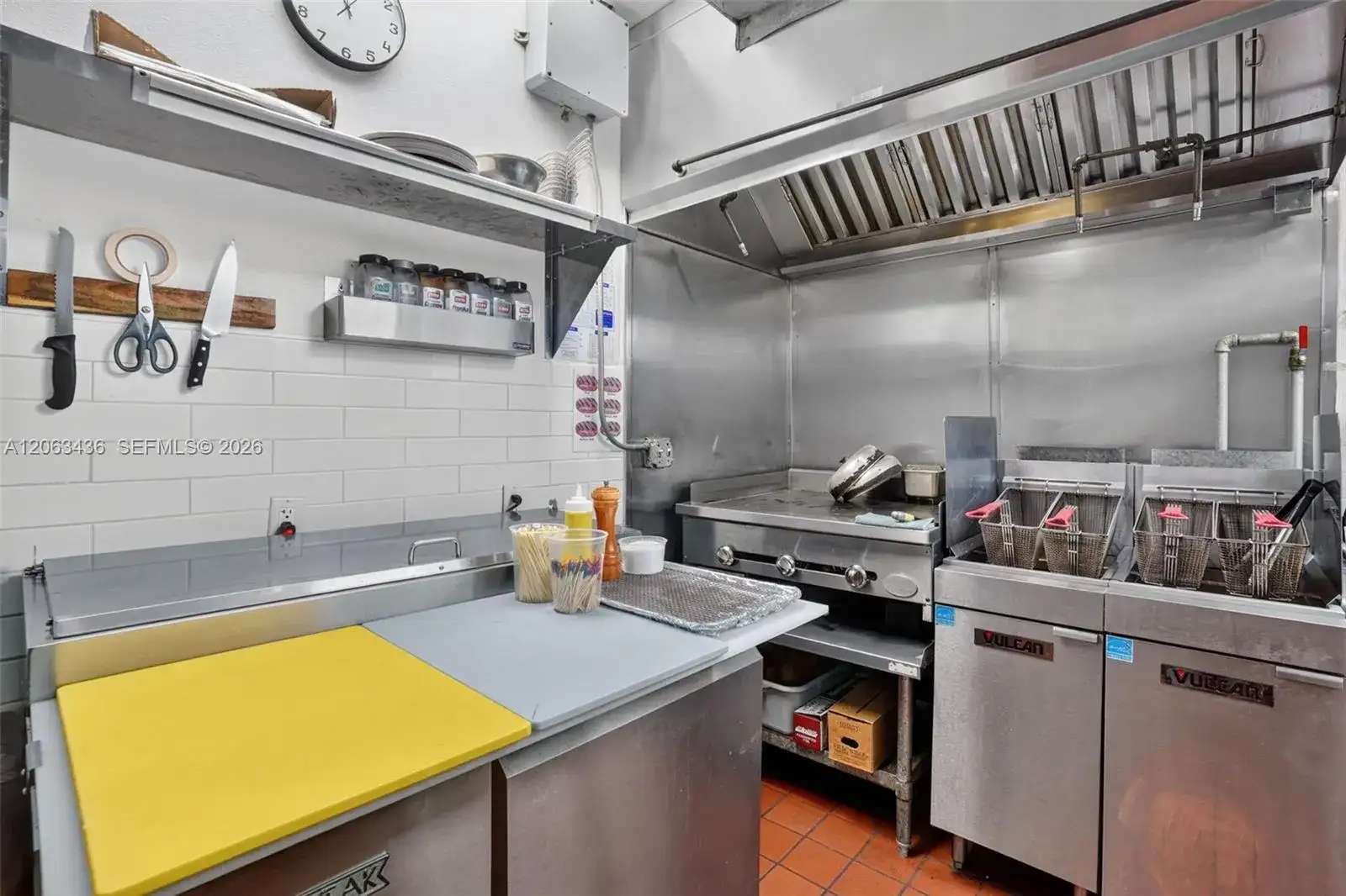 Turnkey Hollywood Restaurant w/ Hood, Gas & 2COP!, Hollywood FL 33021 photo 5