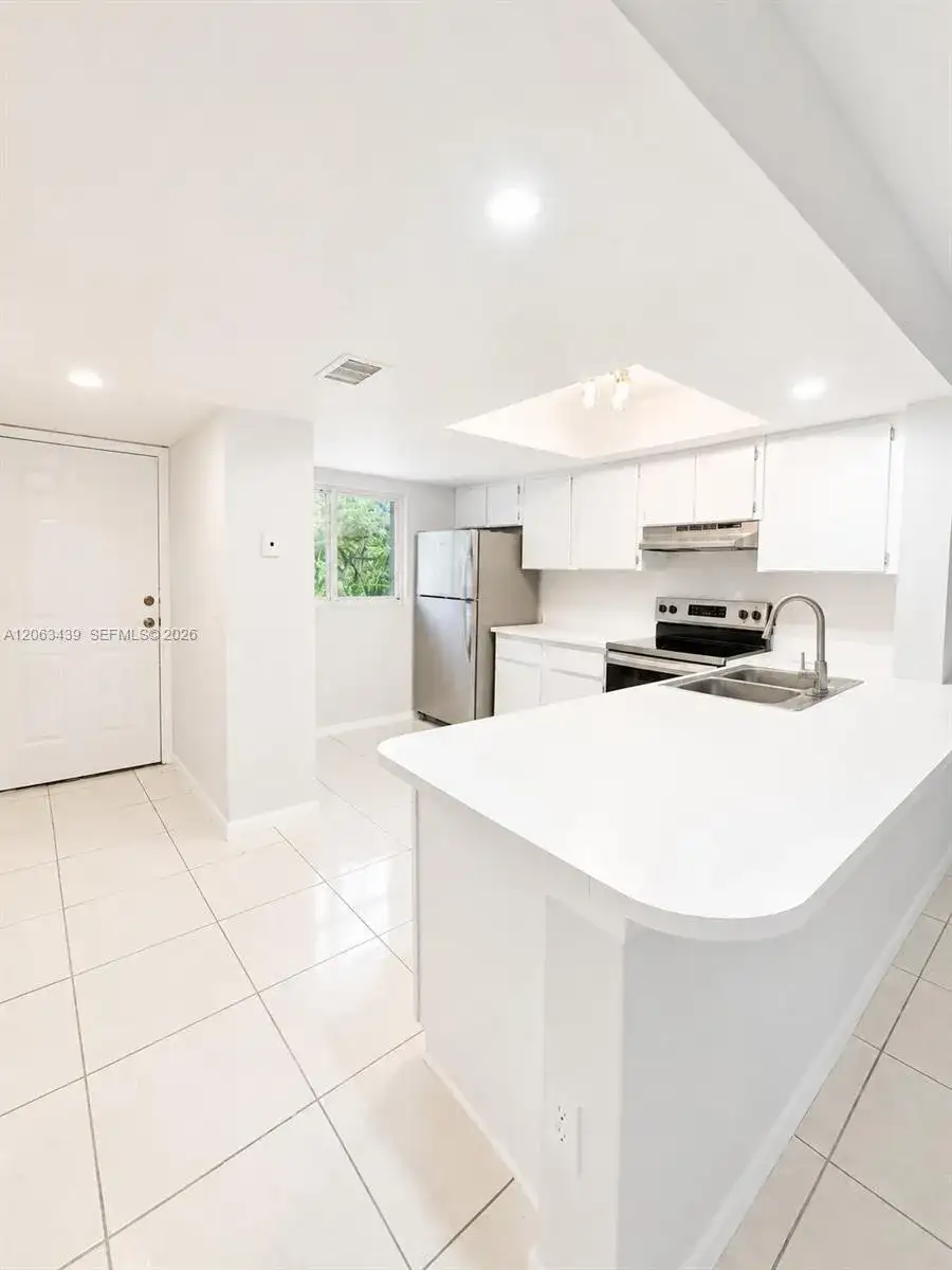 106 Palm Beach Trace Dr # 106, Royal Palm Beach FL 33411 photo 2