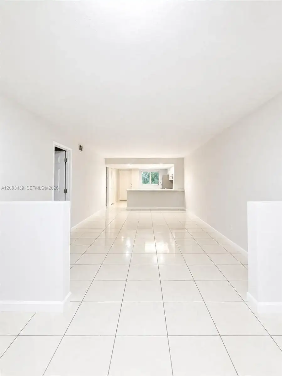 106 Palm Beach Trace Dr # 106, Royal Palm Beach FL 33411 photo 4