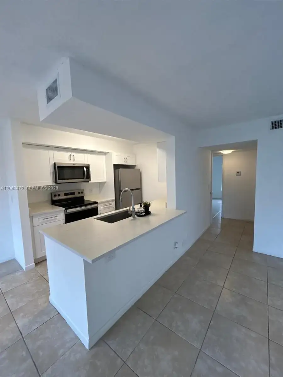 815 W Boynton Beach Blvd # 103, Boynton Beach FL 33426 photo 5