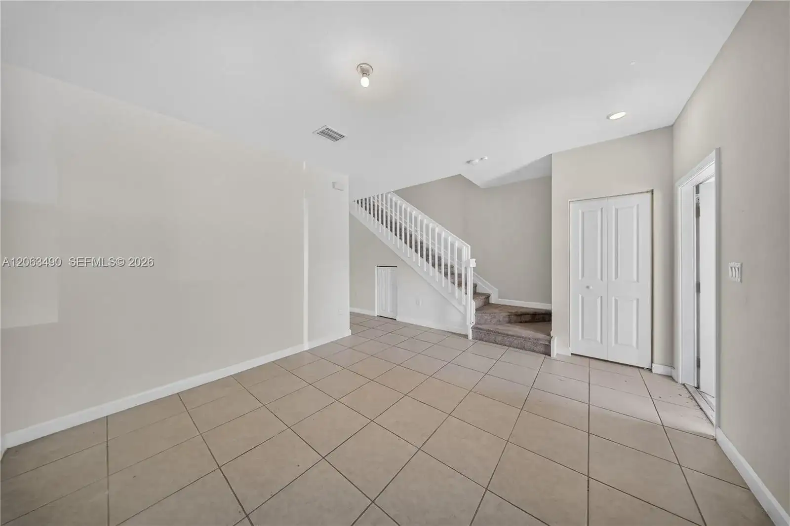 23450 SW 127th Pl, Homestead FL 33032 photo 2