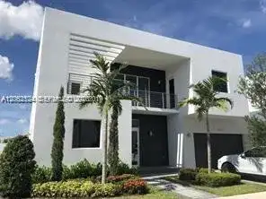 10125 NW 75 terr, Miami FL 33178
