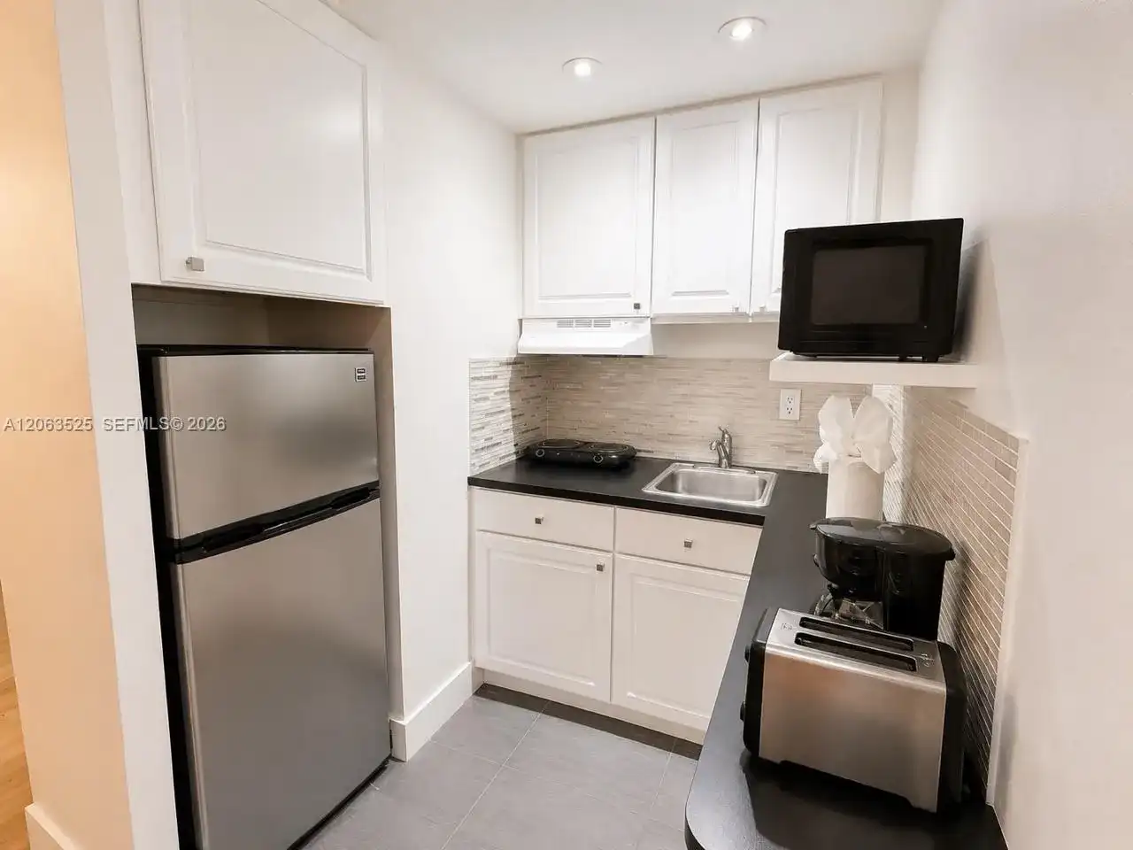 3025 Indian Creek Dr # 203, Miami Beach FL 33140