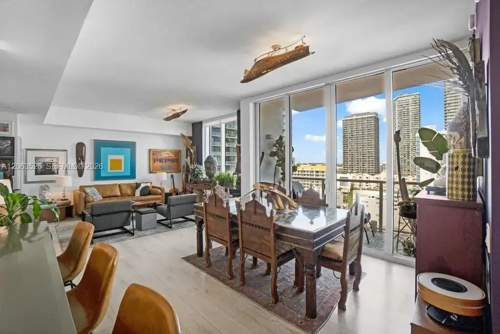 601 NE 27th St # 1505, Miami FL 33137 photo 2