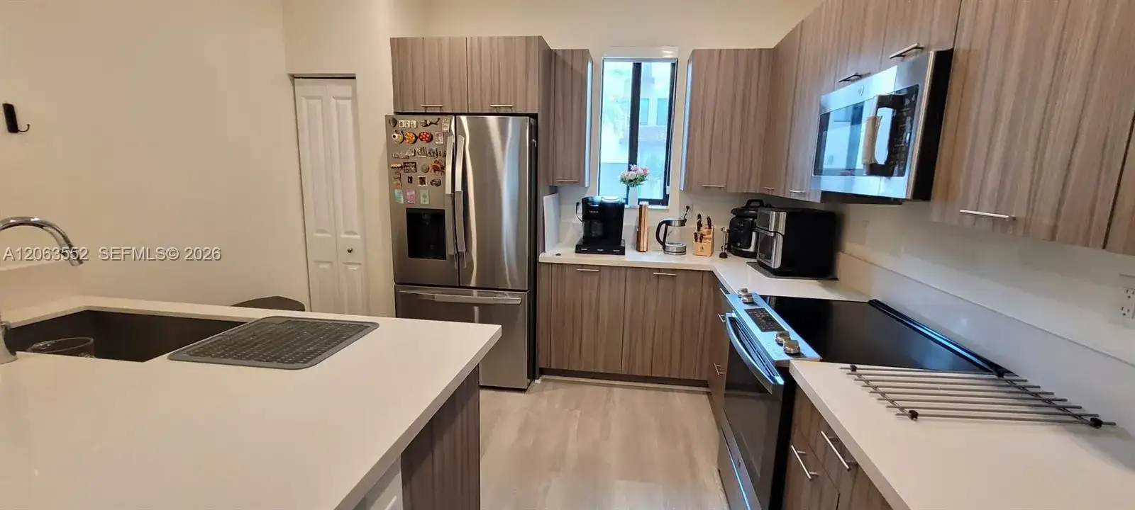 4682 NW 83rd Ave, Doral FL 33166 photo 4