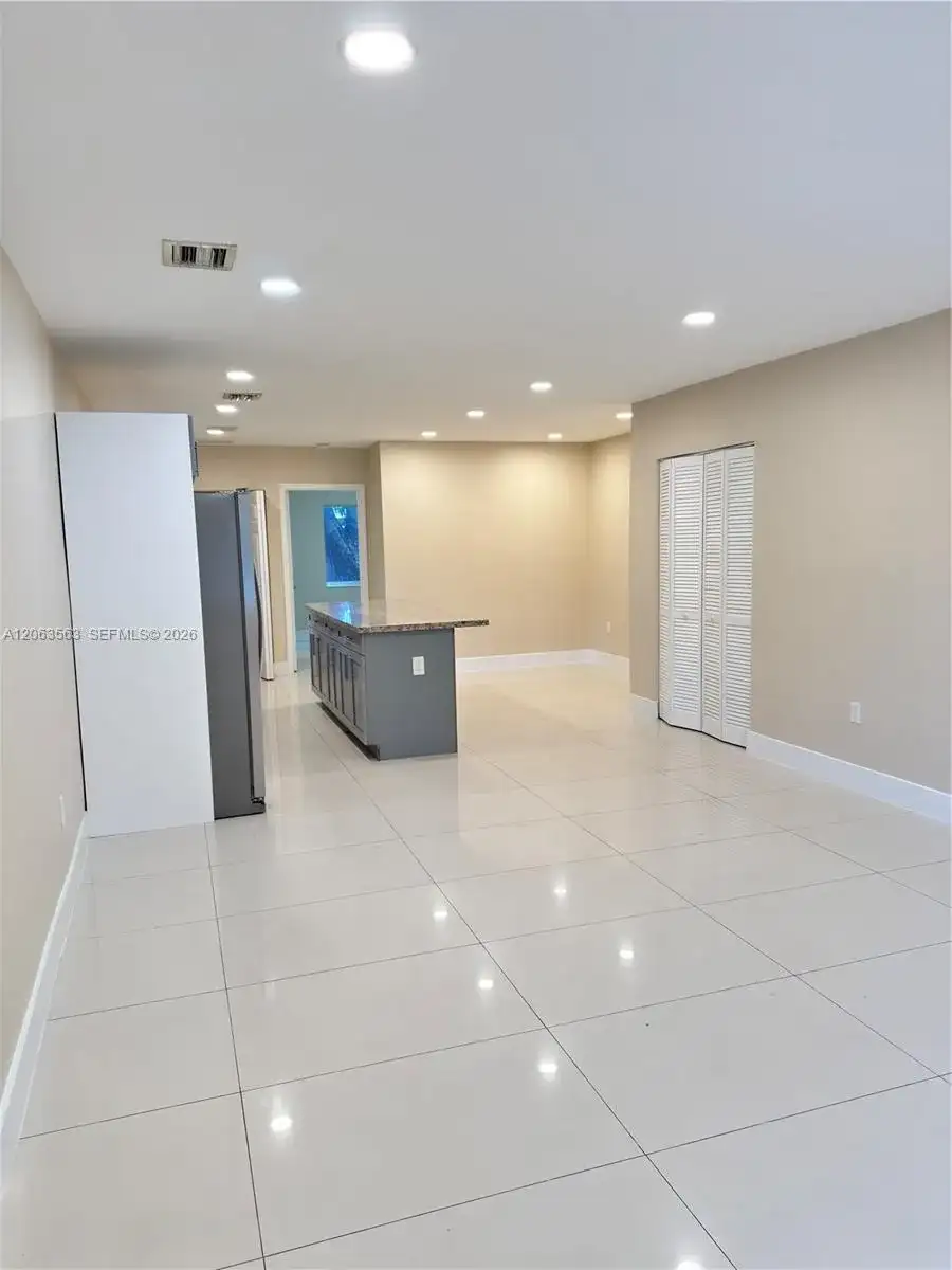 1770 NW 55th St # 1, Miami FL 33142 photo 3