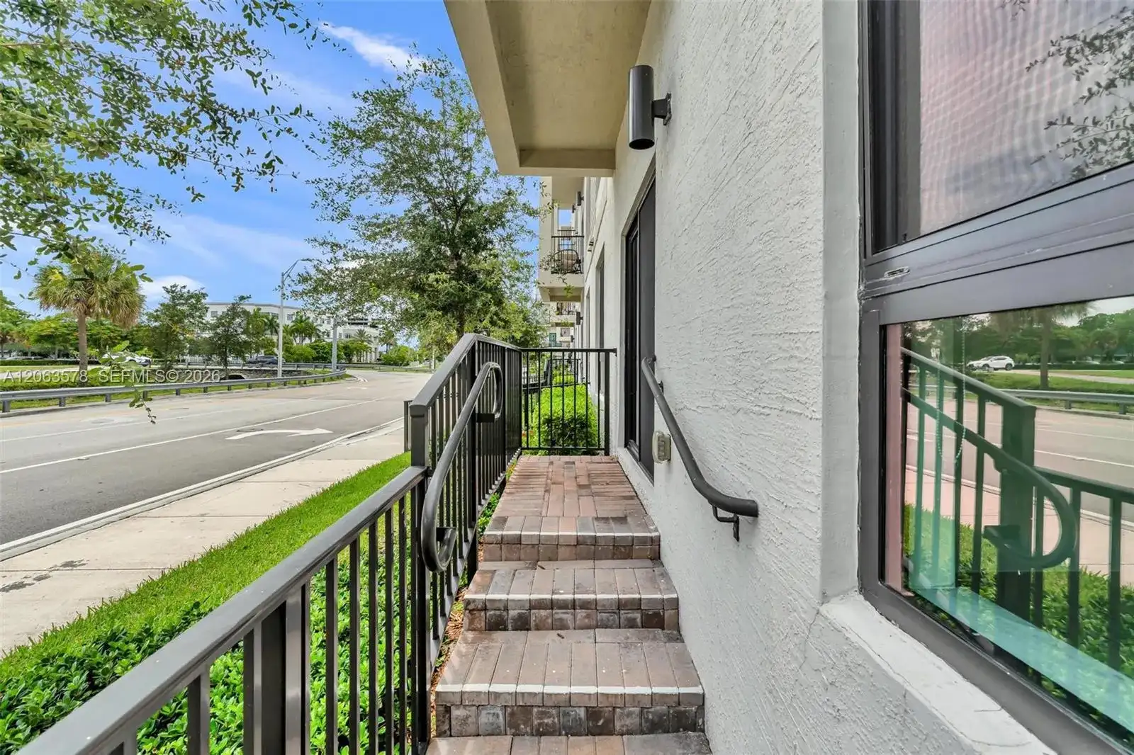 8167 NW 41st St # 110, Doral FL 33166 photo 3