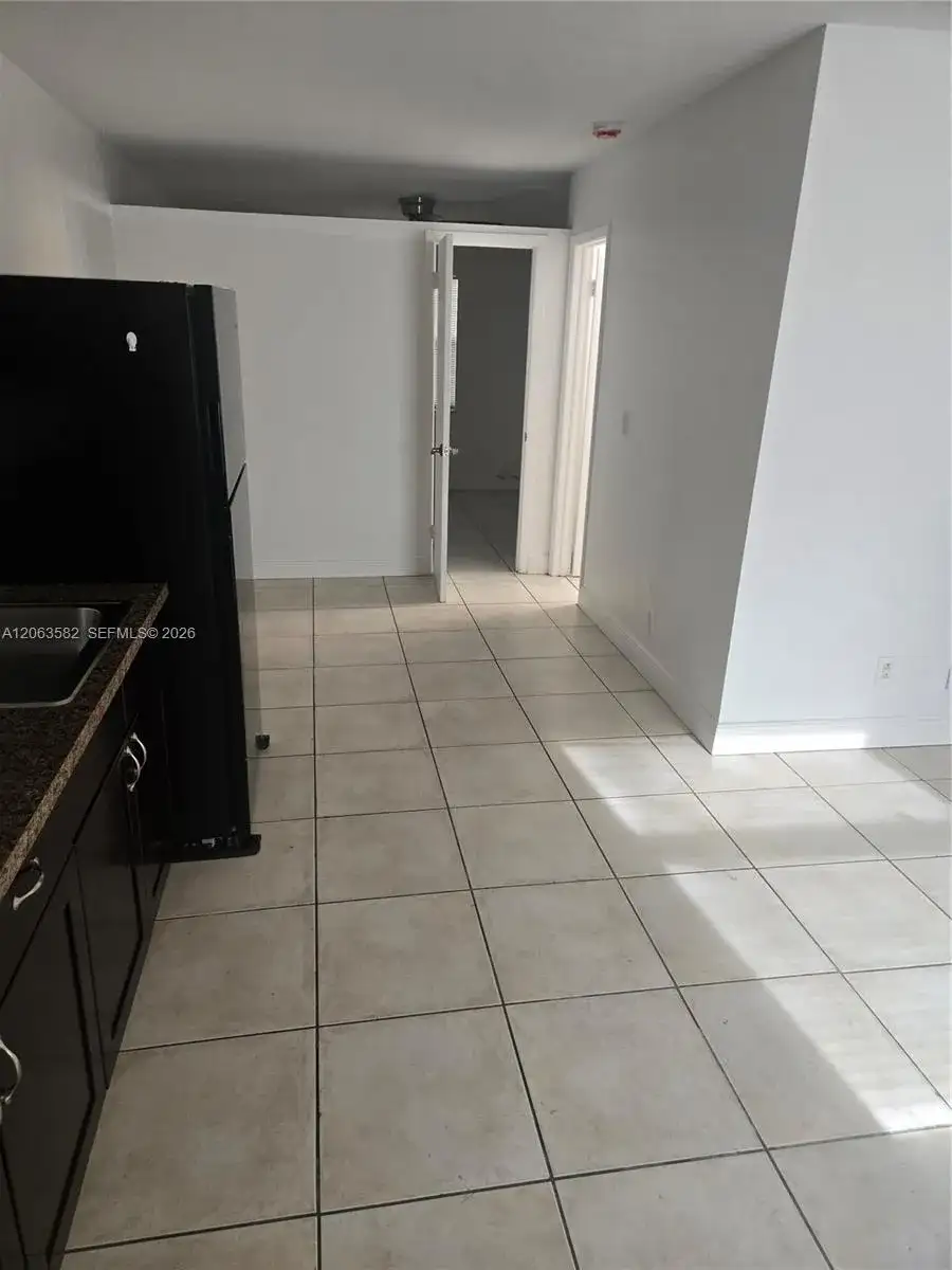 2450 Jackson St # D, Hollywood FL 33020 photo 2