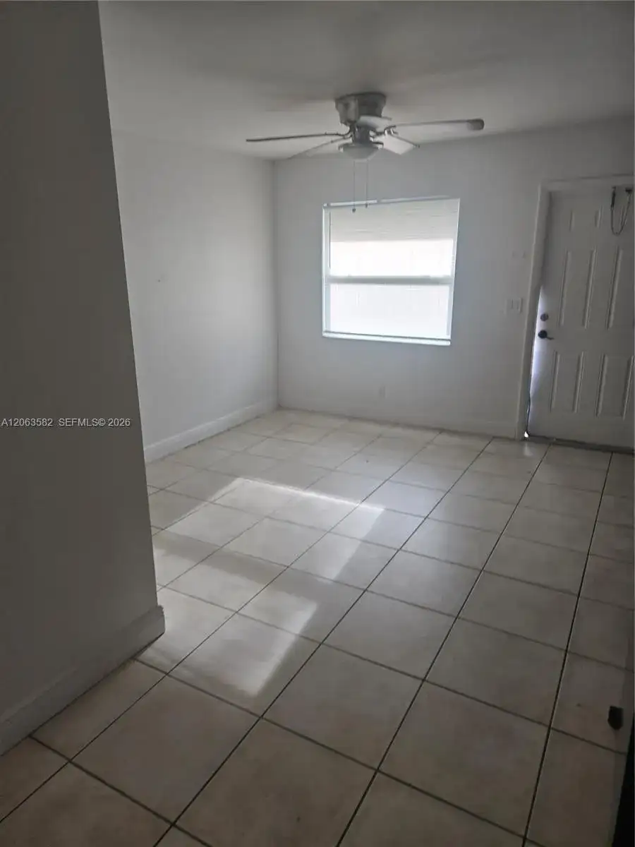 2450 Jackson St # D, Hollywood FL 33020 photo 3