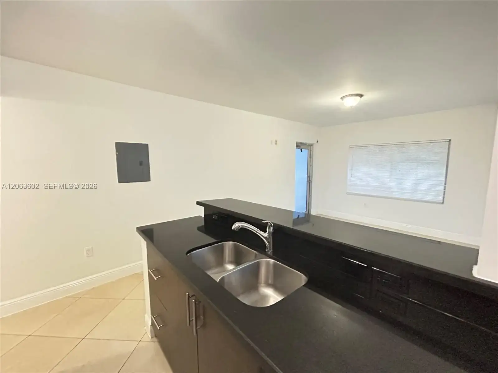 1034 Lenox Ave # 10, Miami Beach FL 33139 photo 3